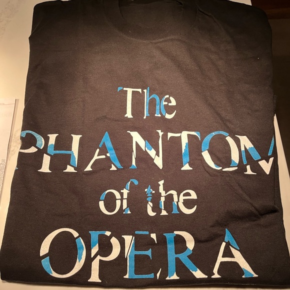Tops - NWOT phantom of the opera New York black short sleeve t-shirt